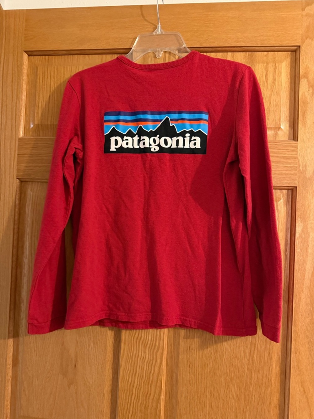 Patagonia responsibili-tee red long sleeve shirt size women’s medium